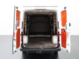 Volkswagen Crafter 2.0TDI 140PK L3H2 Highline | Imperiaal | Trekhaak | 100.639 km | 2021 | 140 pk