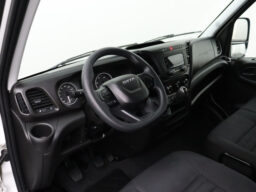 Iveco Daily 35C16 Bakwagen+Laadklep | 70.243 km | 2022 | 156 pk