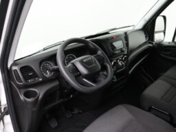 Iveco Daily 35C16 Bakwagen+Laadklep | 86.292 km | 2022 | 156 pk