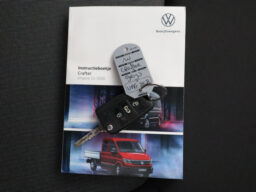Volkswagen Crafter 2.0TDI 140PK L3H2 Highline | 3-Persoons | 119.221 km | 2021 | 140 pk