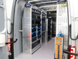Volkswagen Crafter 2.0TDI L3H3 Highline | Werkplaatsinrichting !! | 202.080 km | 2021 | 140 pk